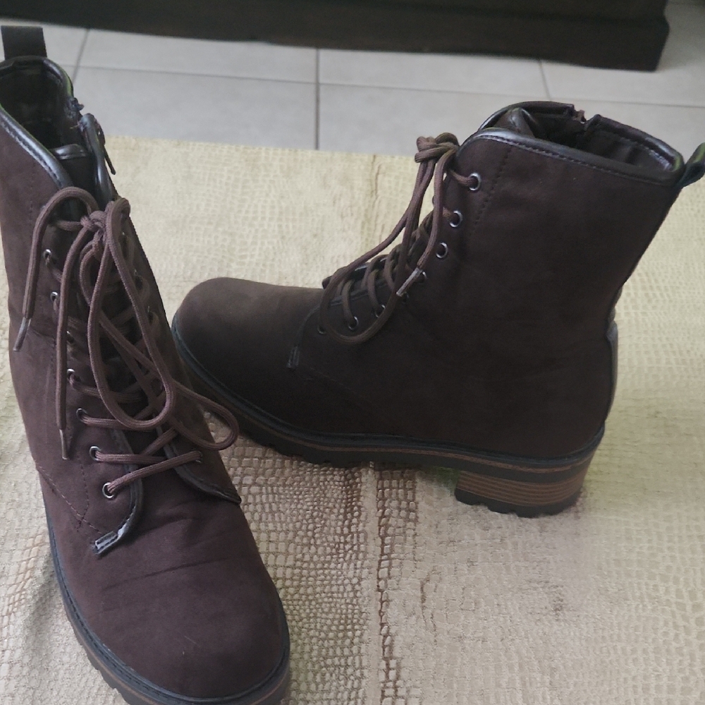 Brown Lace-Up Ankle Boots SKU Z15